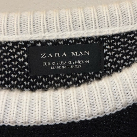 XL Zara Sweater Holiday - Picture 4 of 7